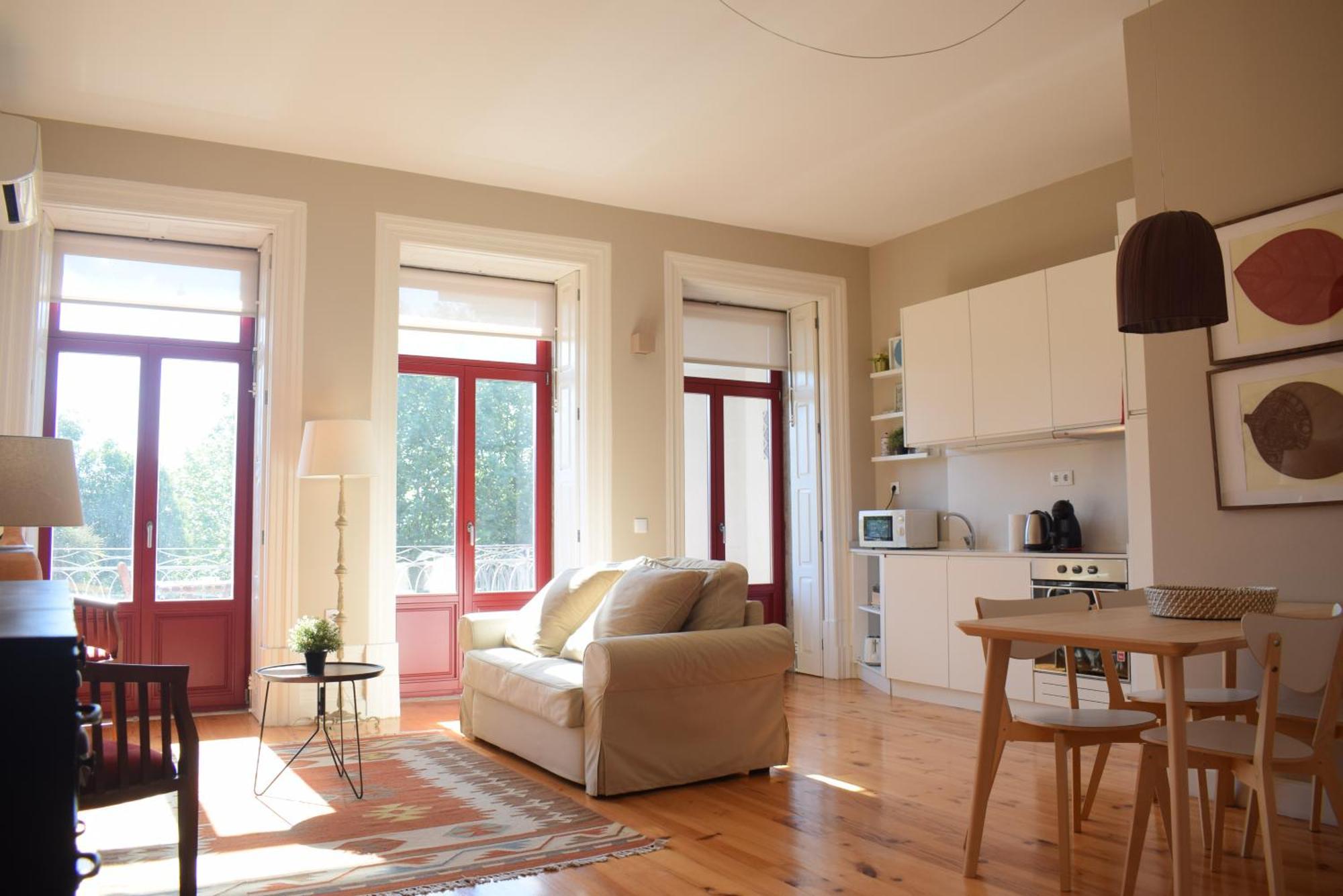 Liiiving In Porto - Vintage Balcony Apartment Exterior photo